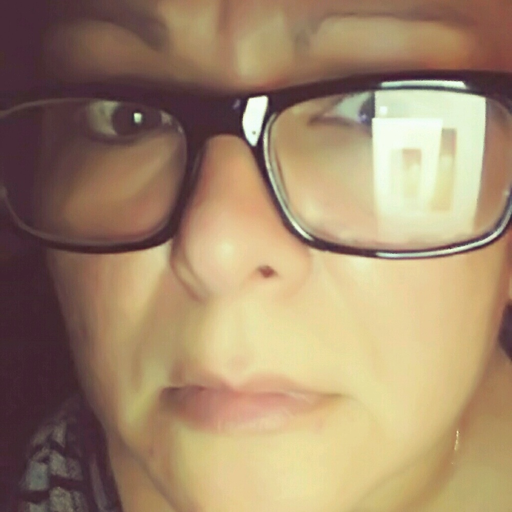 Meet your Posher, Isabel